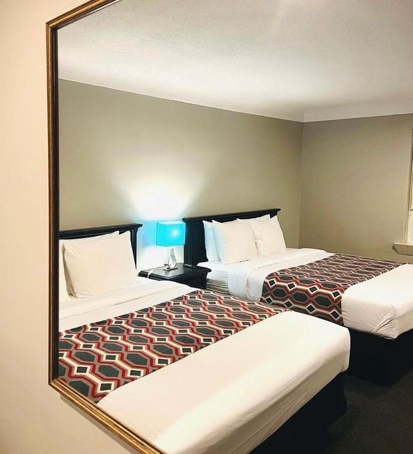 City View Inn Μπέρλινγκτον Εξωτερικό φωτογραφία
